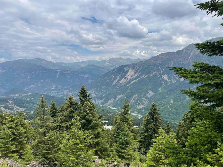Agnanta Mountain Residence Ngoại thất bức ảnh